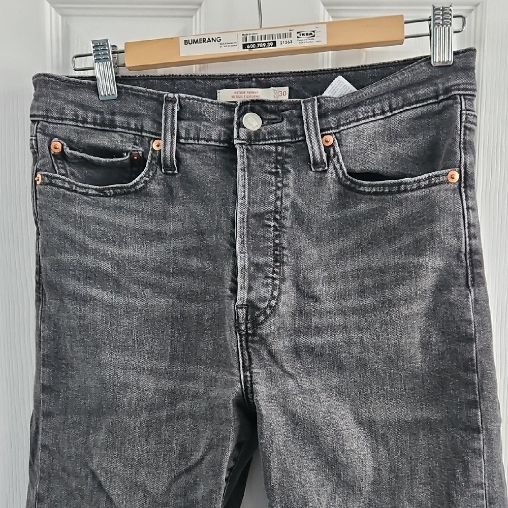 Levi's Wedgie Filiforme Jeans.  Button Fly Size 30 Color Gray